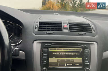 Универсал Skoda Octavia 2011 в 