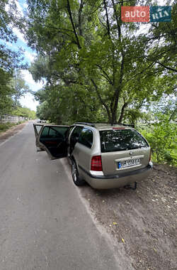 Универсал Skoda Octavia 2004 в 