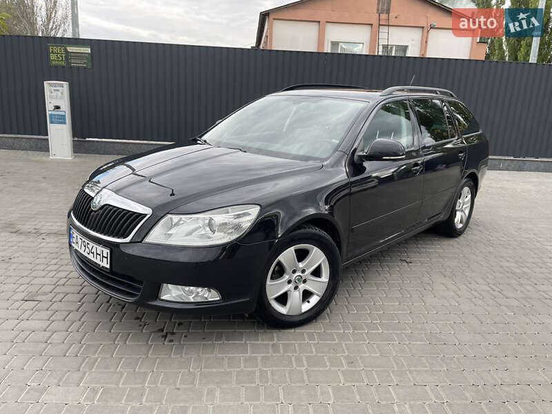 Універсал Skoda Octavia 2012 в Кропивницькому