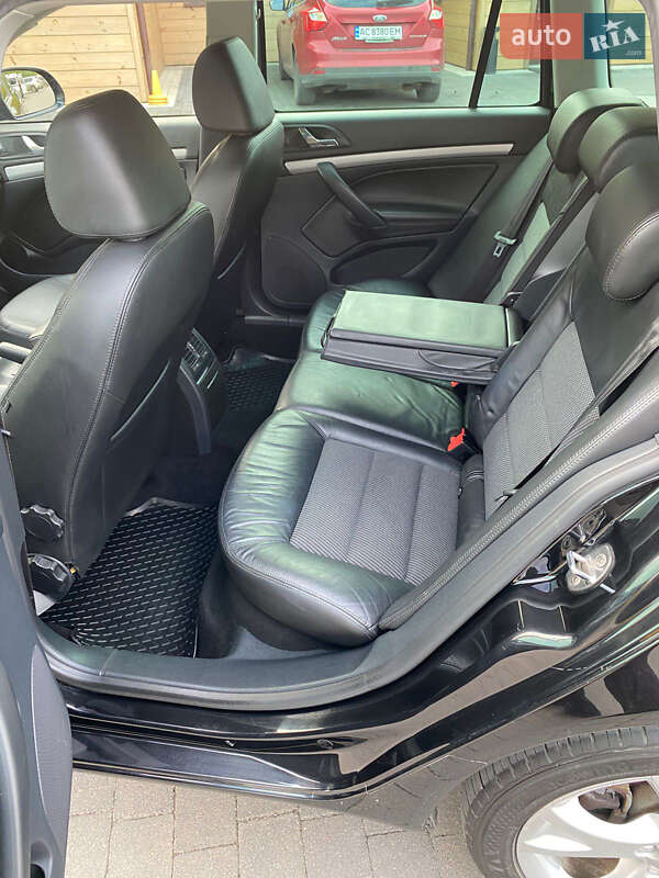 Универсал Skoda Octavia 2012 в Луцке фото 18 Универсал Skoda Octavia 2012 в Луцке