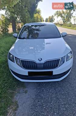 Ліфтбек Skoda Octavia 2019 в 