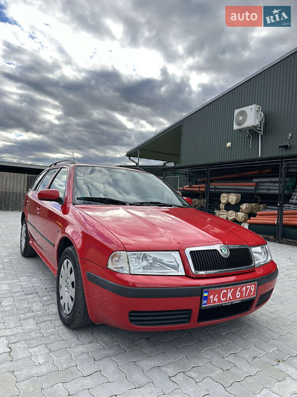 Универсал Skoda Octavia 2009 в 