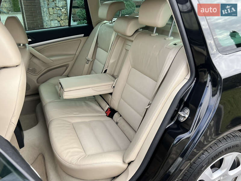 Универсал Skoda Octavia 2009 в Стрые