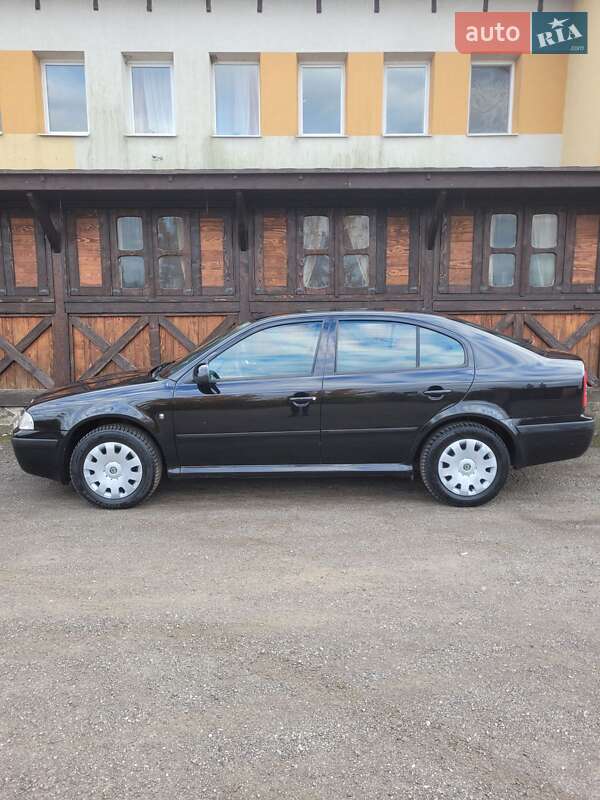 Ліфтбек Skoda Octavia 2009 в Тисмениці фото 6 Ліфтбек Skoda Octavia 2009 в Тисмениці