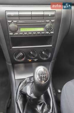 Лифтбек Skoda Octavia 2009 в 