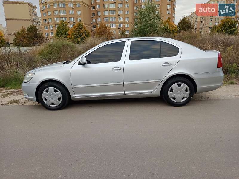 Лифтбек Skoda Octavia 2011 в Киеве