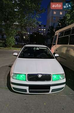 Лифтбек Skoda Octavia 2010 в Киеве