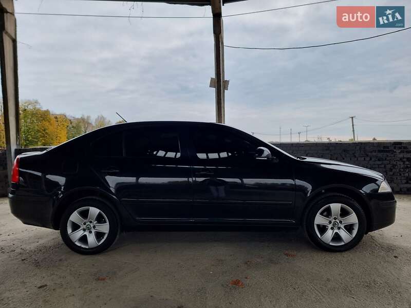 Лифтбек Skoda Octavia 2012 в Виннице