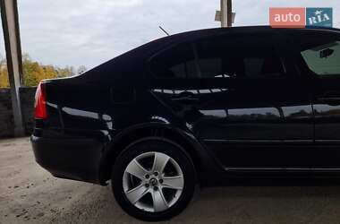 Лифтбек Skoda Octavia 2012 в 