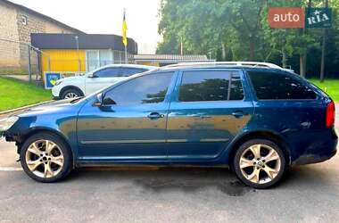 Универсал Skoda Octavia 2012 в 