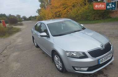 Ліфтбек Skoda Octavia 2013 в  фото 6 Ліфтбек Skoda Octavia 2013 в