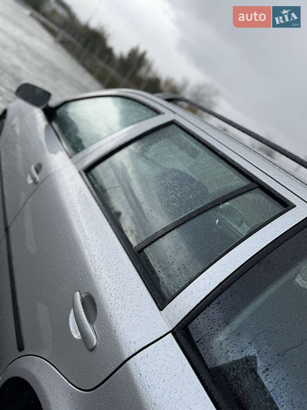 Універсал Skoda Octavia 2006 в Нововолинську