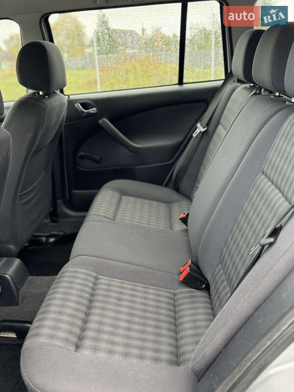 Універсал Skoda Octavia 2006 в Нововолинську