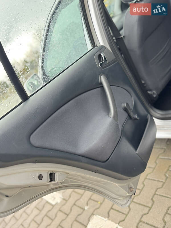 Універсал Skoda Octavia 2006 в Нововолинську