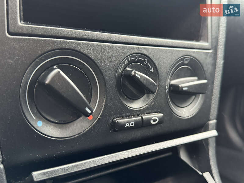 Універсал Skoda Octavia 2006 в Нововолинську