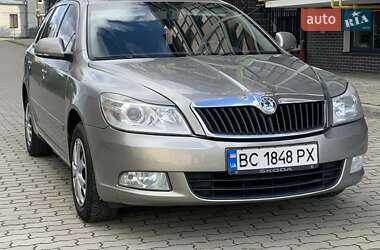 Универсал Skoda Octavia 2009 в Жовкве