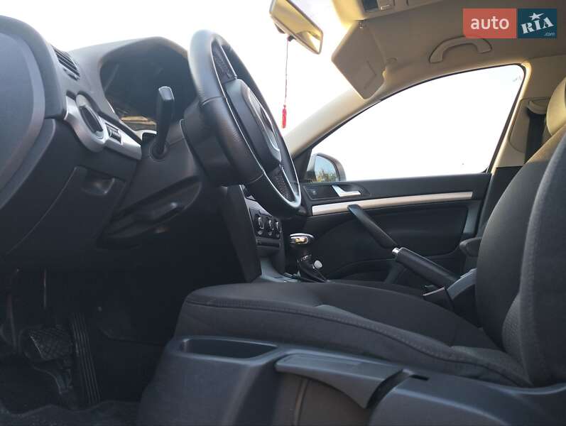 Ліфтбек Skoda Octavia 2011 в Миколаєві