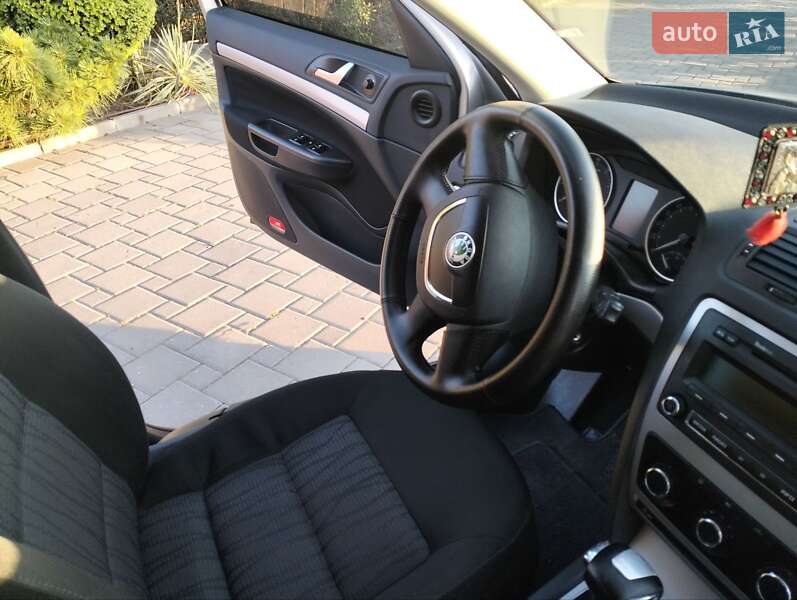 Ліфтбек Skoda Octavia 2011 в Миколаєві