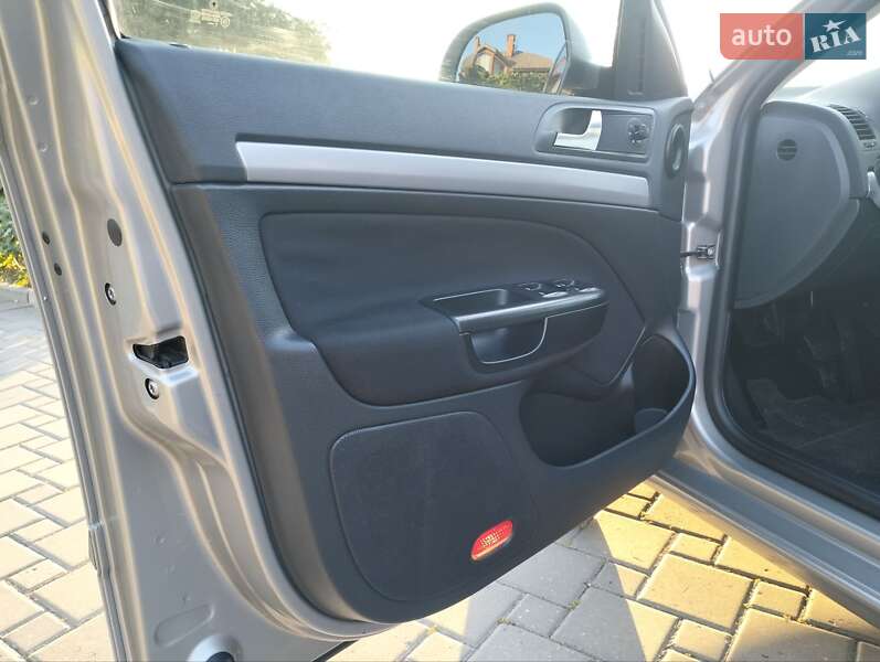 Ліфтбек Skoda Octavia 2011 в Миколаєві