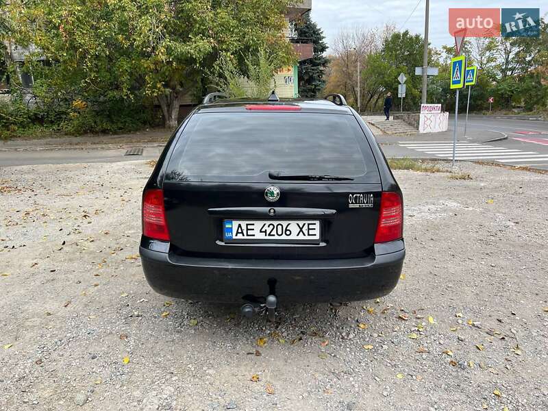 Універсал Skoda Octavia 2006 в Дніпрі
