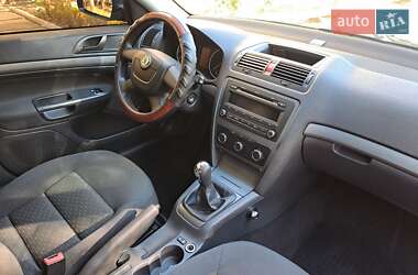 Лифтбек Skoda Octavia 2012 в 