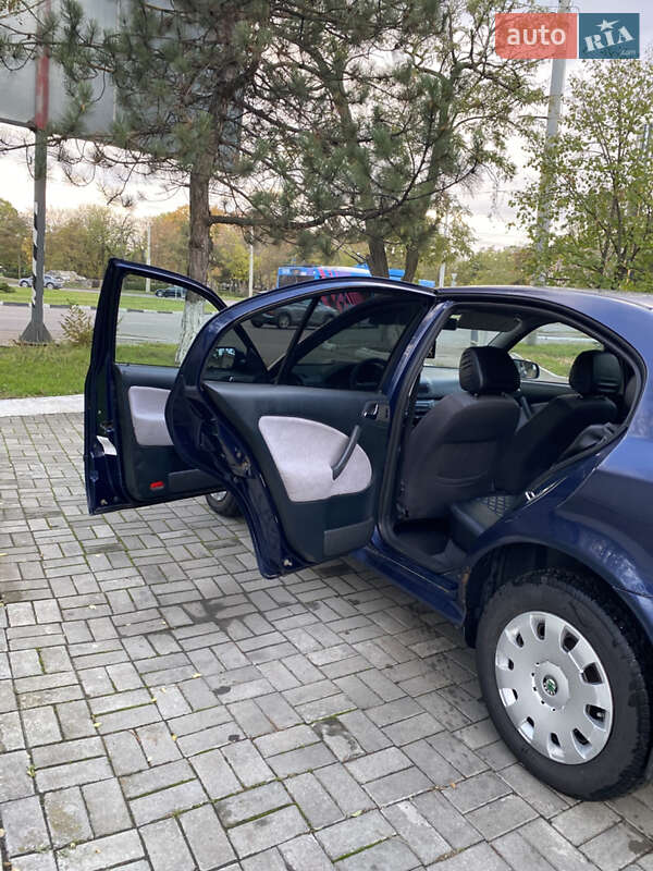 Лифтбек Skoda Octavia 2001 в Николаеве фото 6 Лифтбек Skoda Octavia 2001 в Николаеве