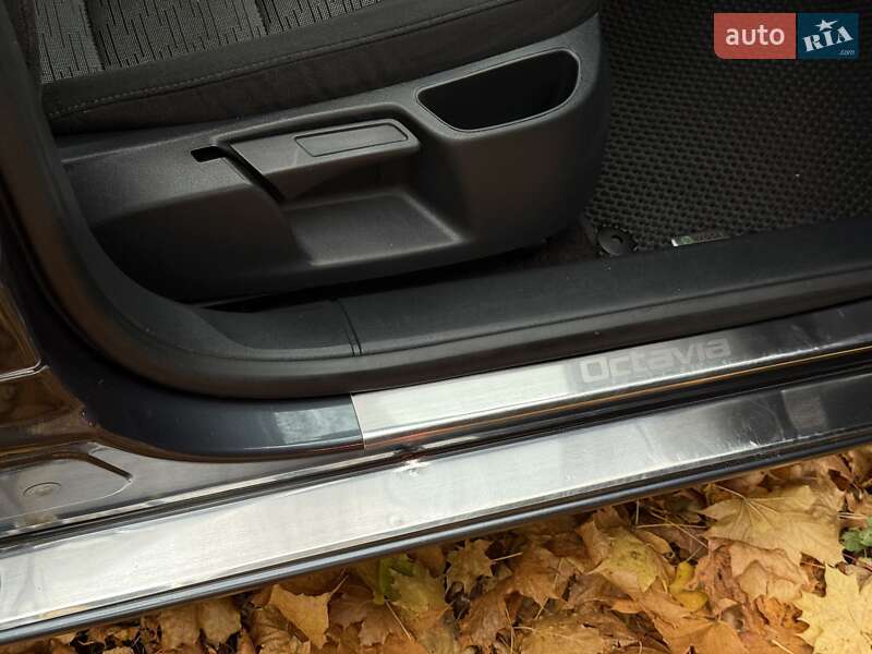 Универсал Skoda Octavia 2011 в Глухове фото 21 Универсал Skoda Octavia 2011 в Глухове