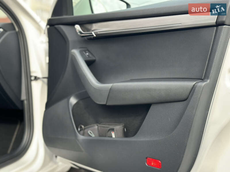 Универсал Skoda Octavia 2019 в Виннице