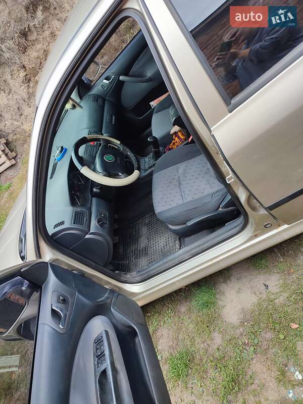 Ліфтбек Skoda Octavia 2004 в Миргороді фото 8 Ліфтбек Skoda Octavia 2004 в Миргороді