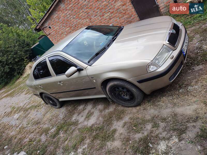 Ліфтбек Skoda Octavia 2004 в Миргороді фото Ліфтбек Skoda Octavia 2004 в Миргороді