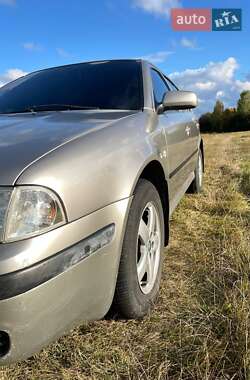 Лифтбек Skoda Octavia 2007 в 