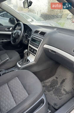 Лифтбек Skoda Octavia 2010 в 