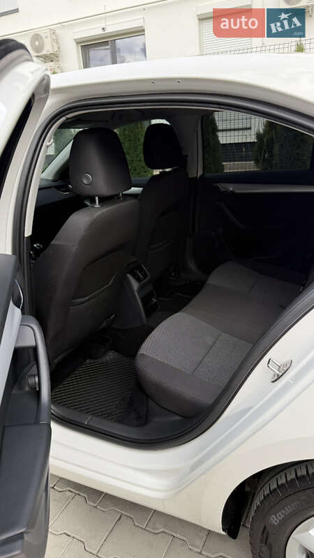 Лифтбек Skoda Octavia 2014 в Ужгороде