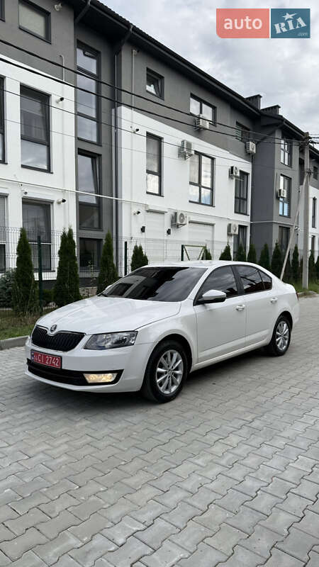 Лифтбек Skoda Octavia 2014 в Ужгороде