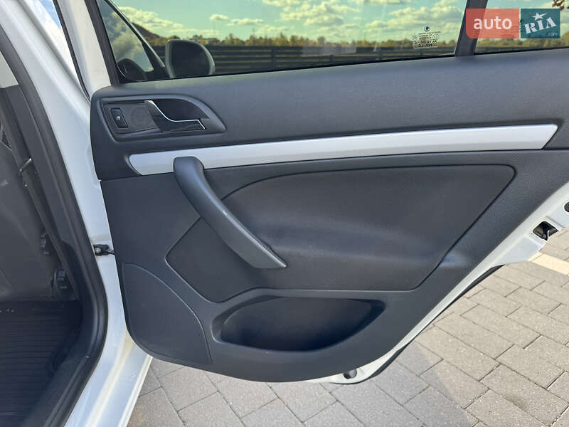 Лифтбек Skoda Octavia 2011 в Мукачево фото 43 Лифтбек Skoda Octavia 2011 в Мукачево