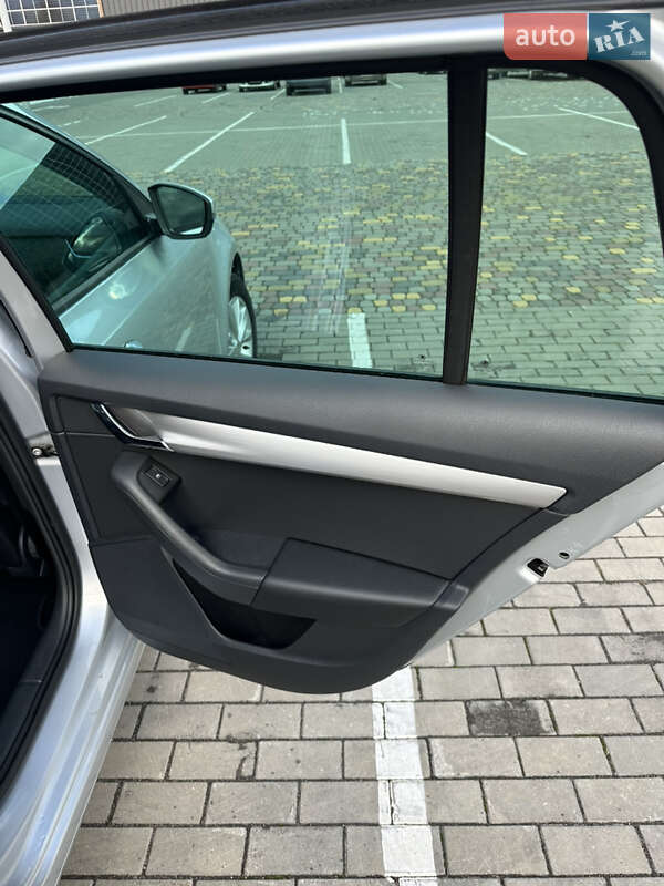 Универсал Skoda Octavia 2020 в Луцке фото 27 Универсал Skoda Octavia 2020 в Луцке