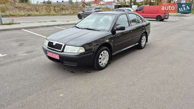Ліфтбек Skoda Octavia 2010 в 