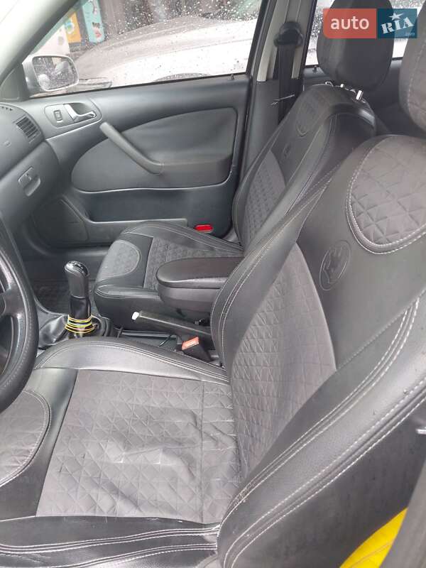 Універсал Skoda Octavia 2001 в Києві фото 2 Універсал Skoda Octavia 2001 в Києві