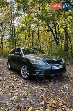 Універсал Skoda Octavia 2011 в 