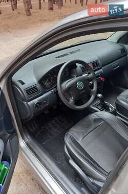 Лифтбек Skoda Octavia 2008 в 