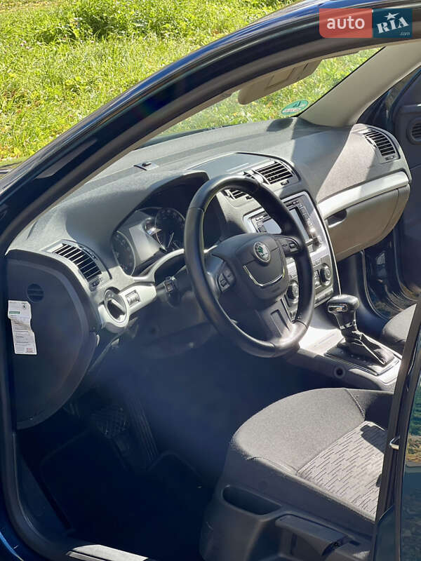Универсал Skoda Octavia 2011 в Калуше