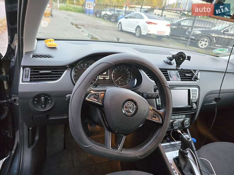 Універсал Skoda Octavia 2015 в Києві фото 20 Універсал Skoda Octavia 2015 в Києві