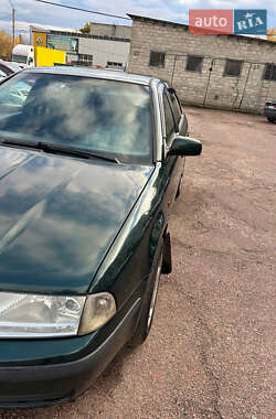 Лифтбек Skoda Octavia 2000 в 
