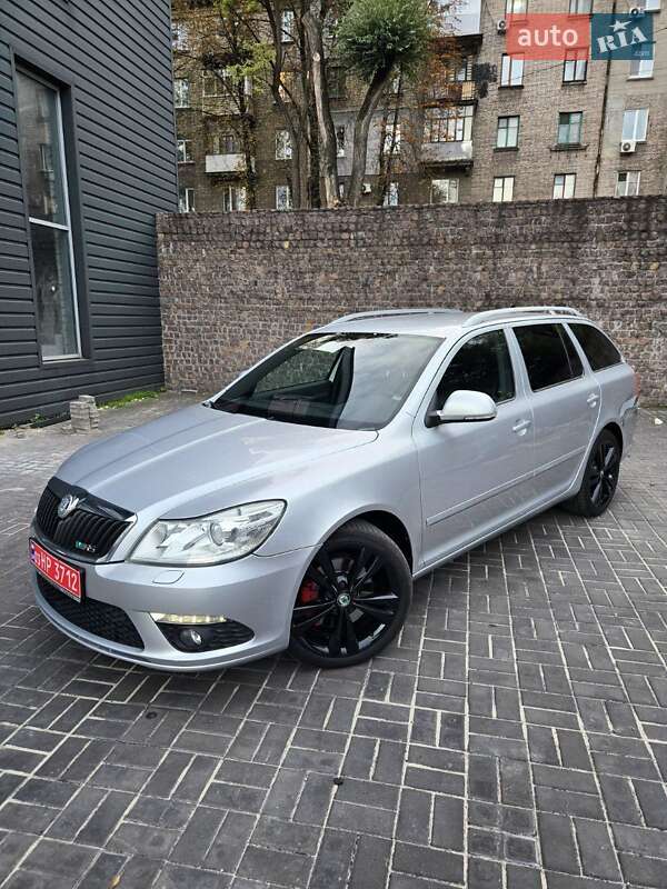 Универсал Skoda Octavia 2010 в Каменском фото 5 Универсал Skoda Octavia 2010 в Каменском