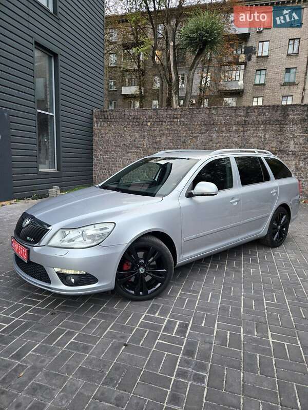 Универсал Skoda Octavia 2010 в Каменском фото 11 Универсал Skoda Octavia 2010 в Каменском