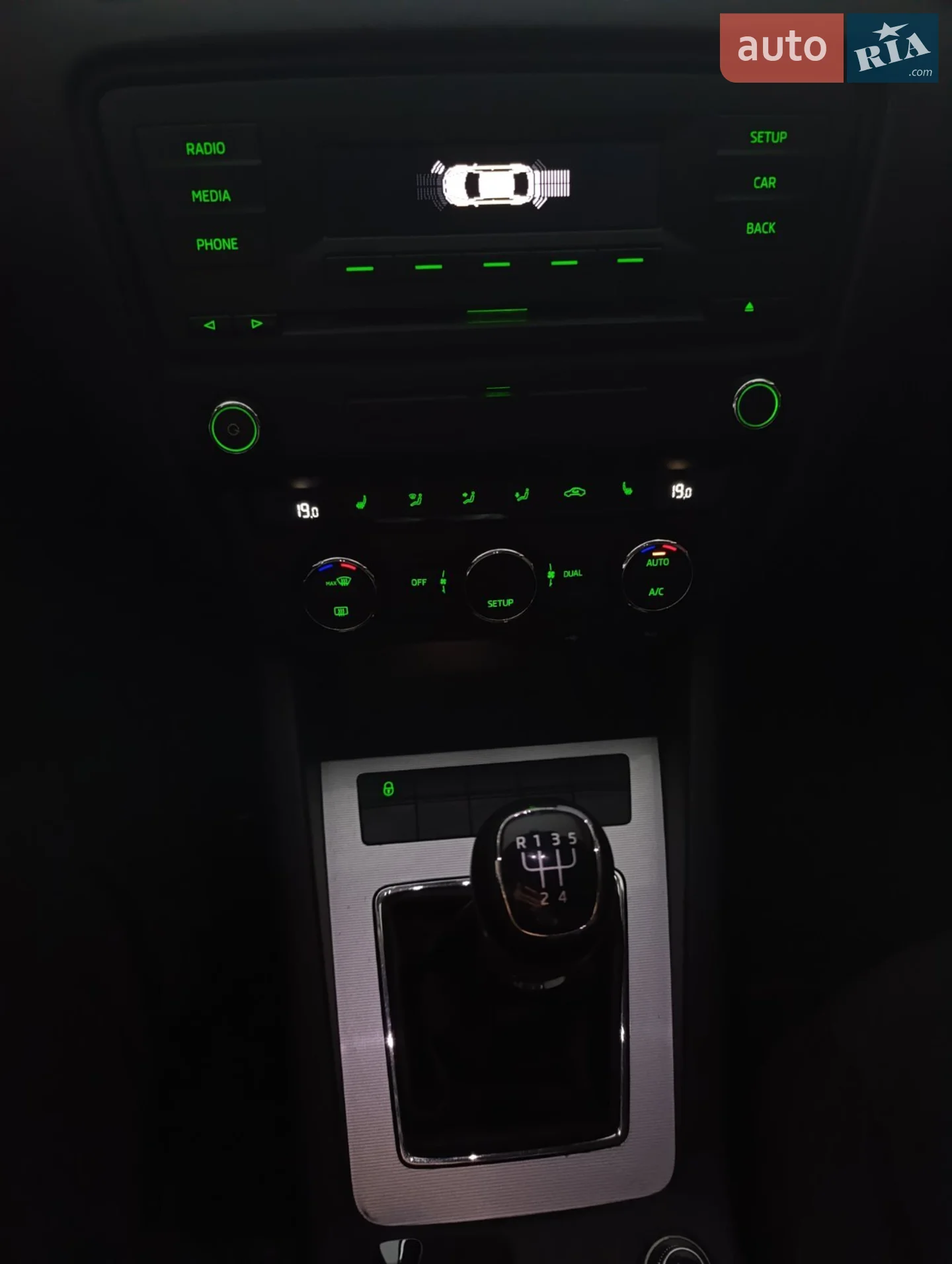 2014 Skoda Octavia - мініатюра 21