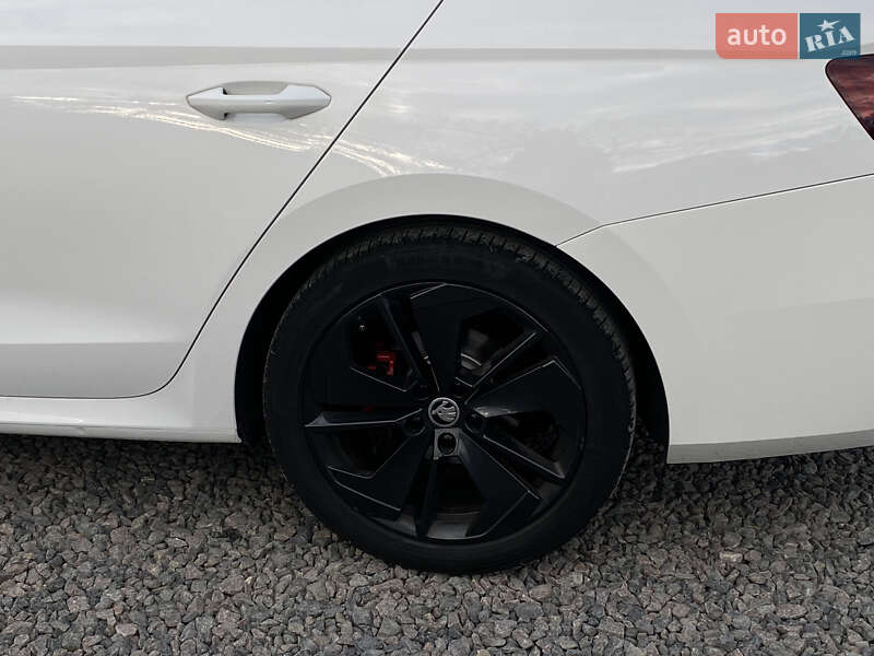 Лифтбек Skoda Octavia 2021 в Львове