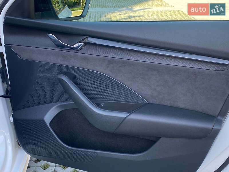 Лифтбек Skoda Octavia 2021 в Львове