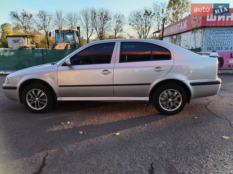 Ліфтбек Skoda Octavia 2006 в Шептицькому