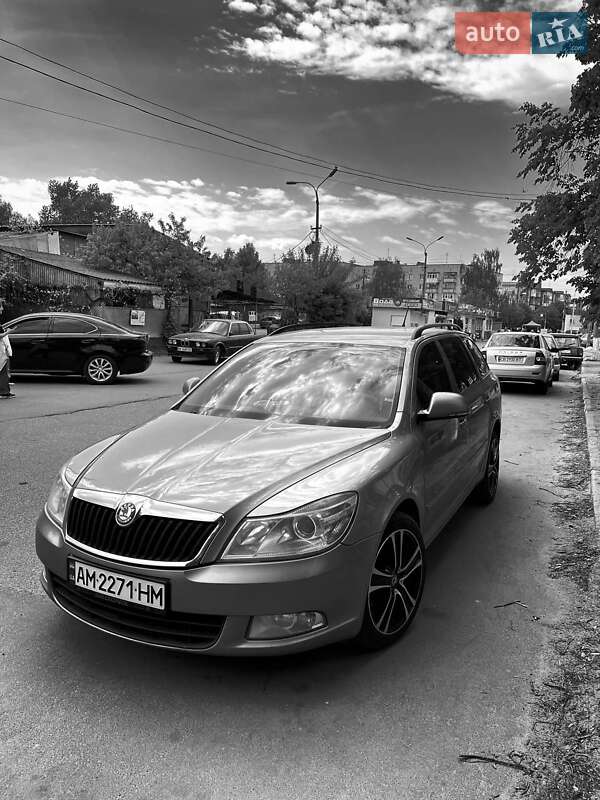 Универсал Skoda Octavia 2011 в Бердичеве фото 12 Универсал Skoda Octavia 2011 в Бердичеве